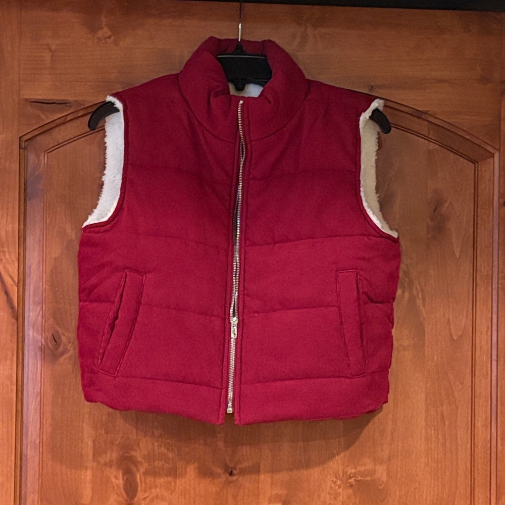 Cropped vest